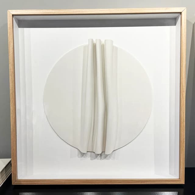 Quadro Artesanal Círculos Branco em Camadas I Sem Vidro 60x60cm