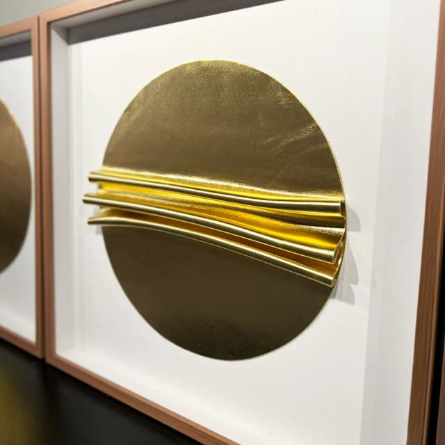 Quadro Artesanal Círculos Dourados em Camadas II 60x60cm